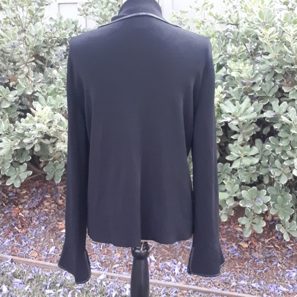 ❤️ Black cardigan with contrast piping. - Picture 3 of 5